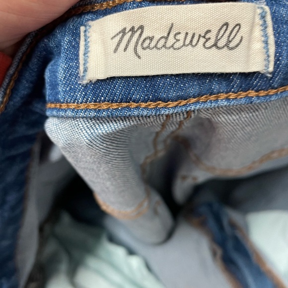 | Madewell | The High Rise Slim BoyJean. Size 31. - Picture 6 of 11
